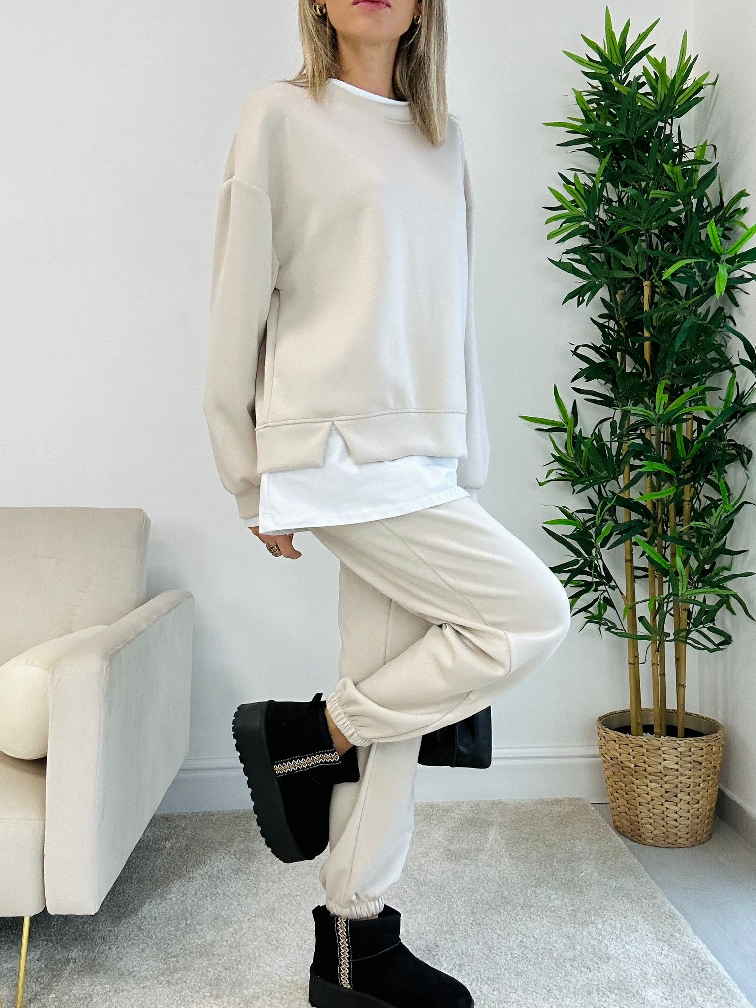 Cloe-Trainingsanzug-Set (Sweatshirt + Hose) Creme