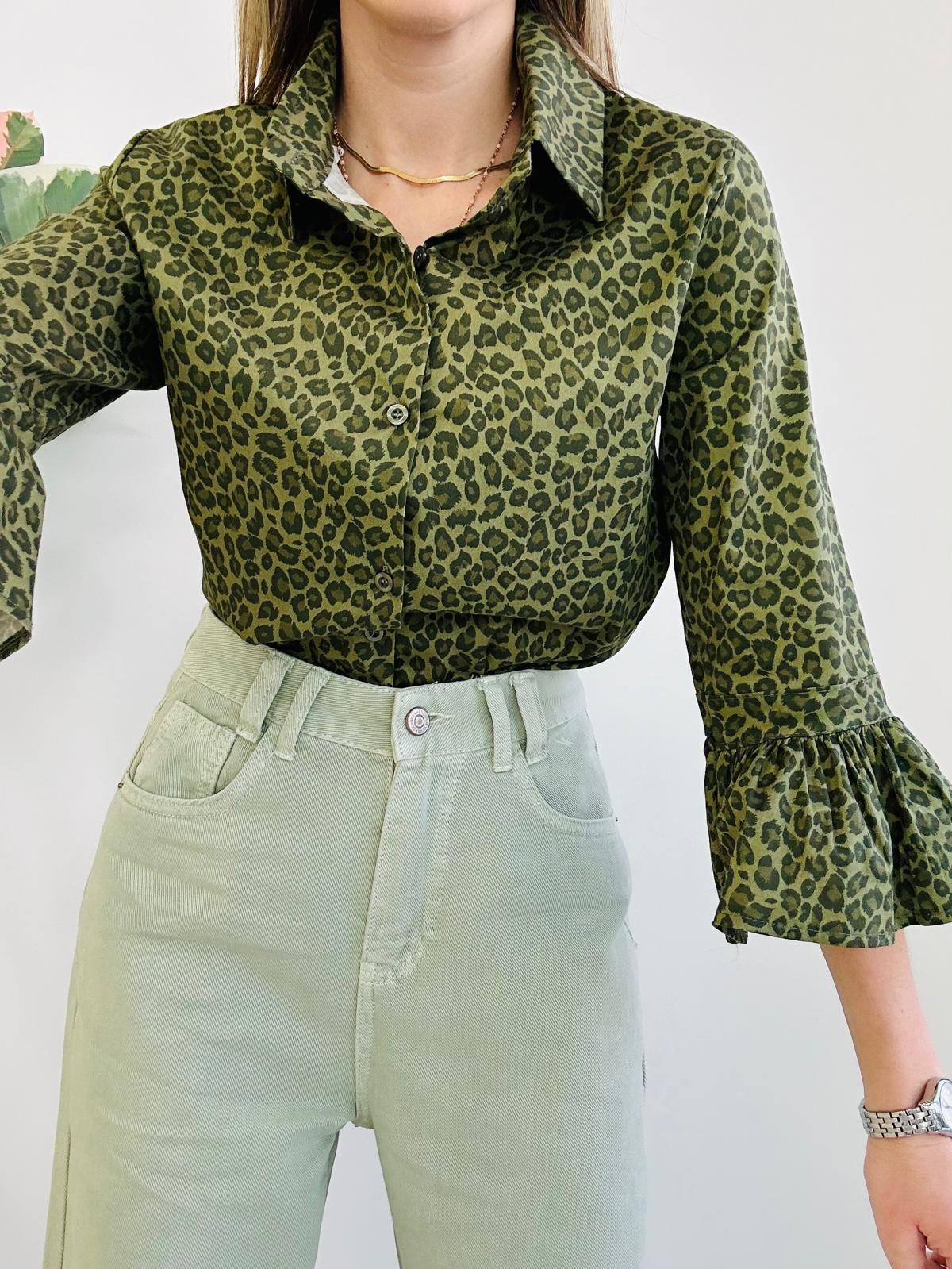 Bluse mit Animal-Print – Grün
