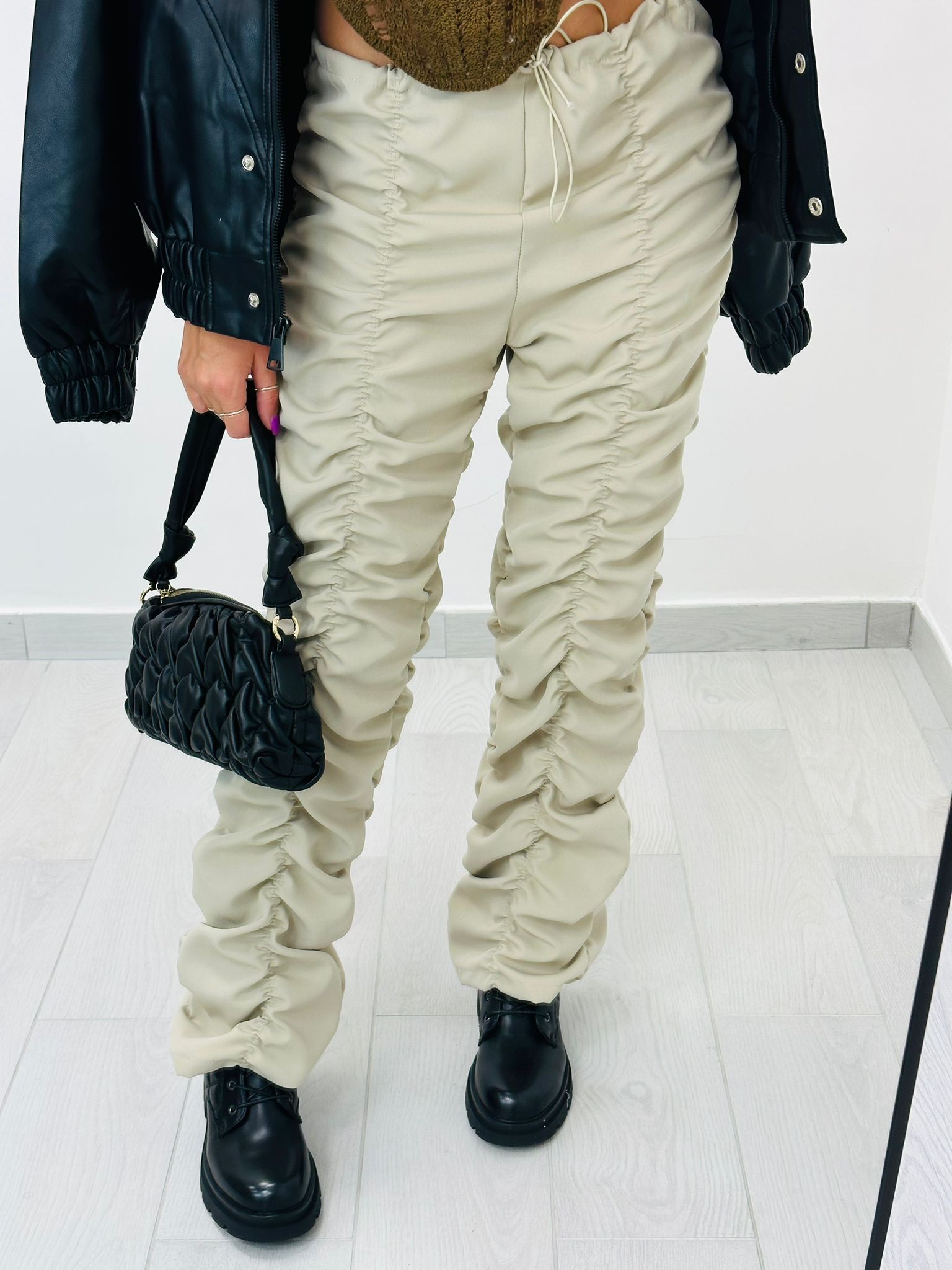 Pantalon taille basse drapé - Crème - FR3605