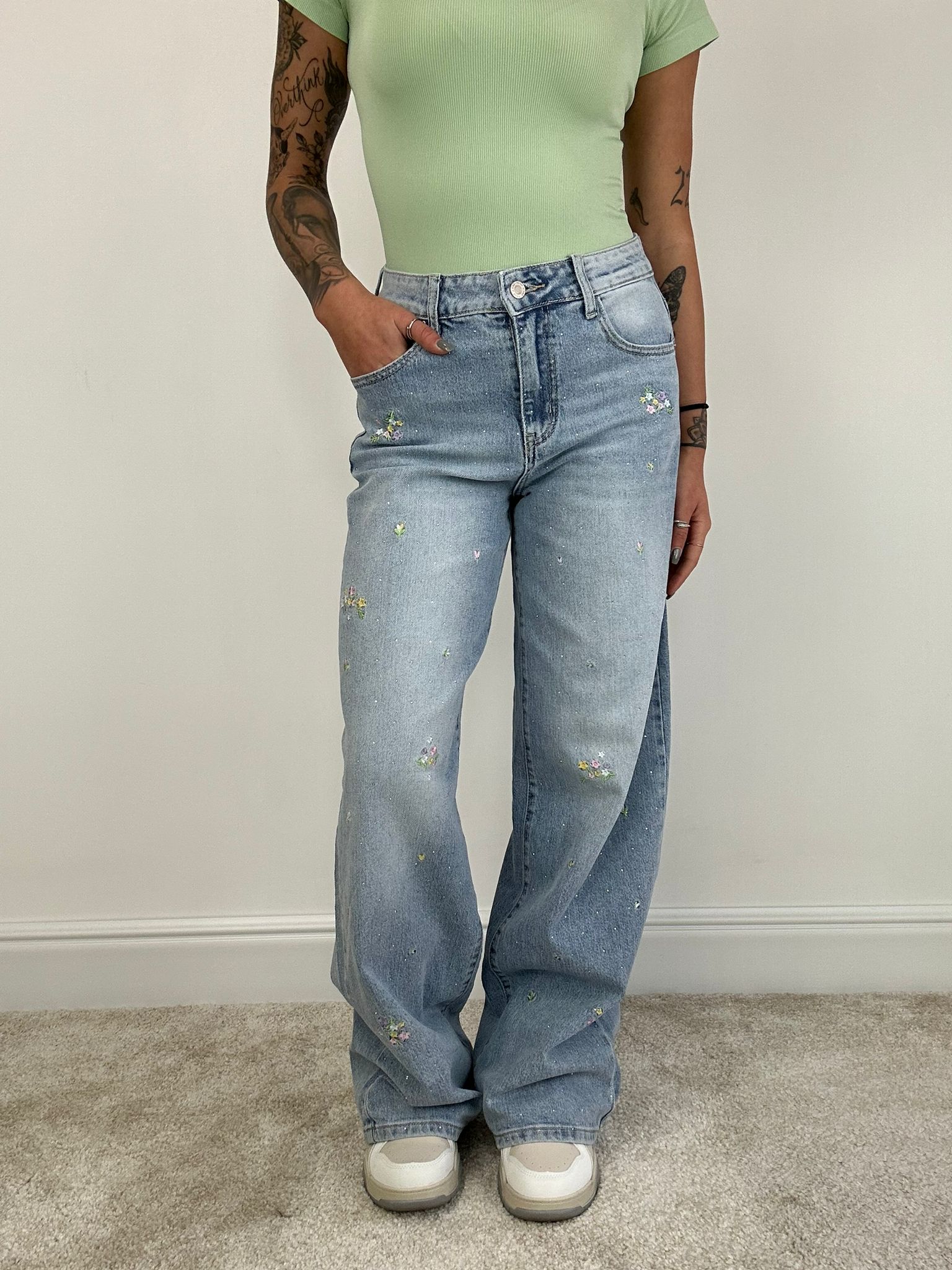 Jeans Blumen mit Strass - Light Wash