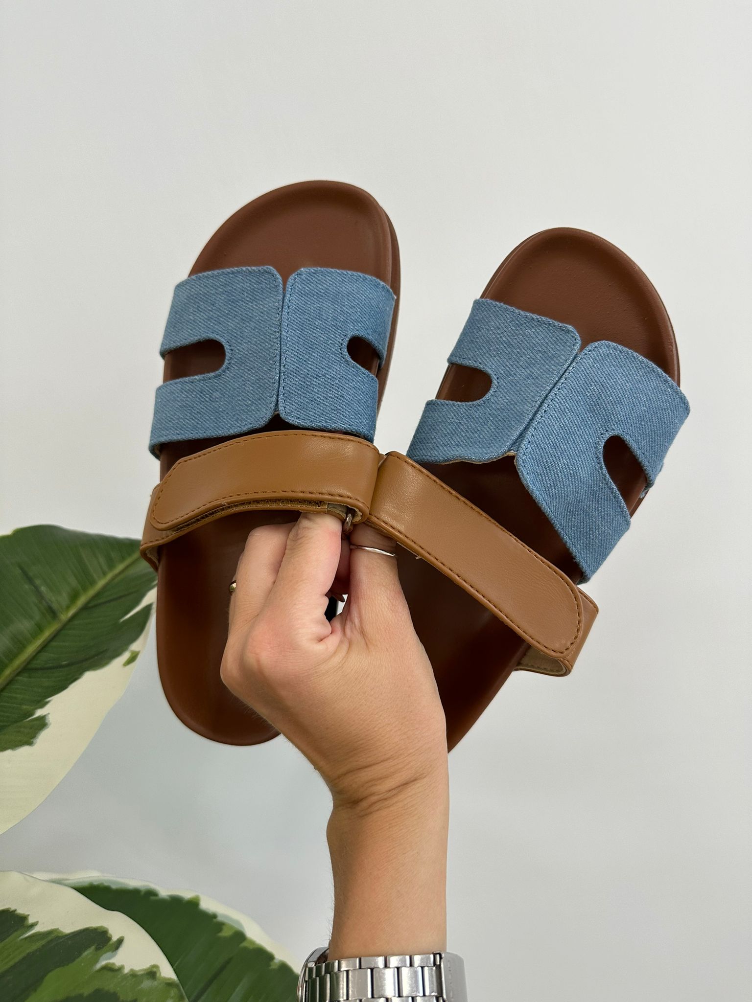 Slipper mit Jeansbändern – Kamelsohle