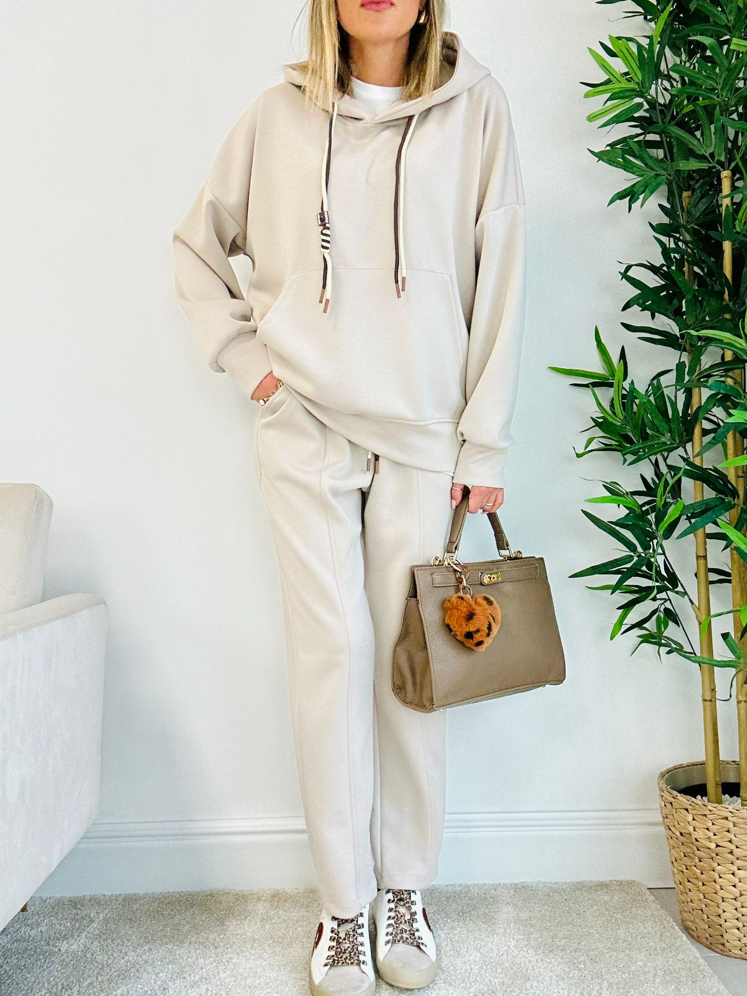 Nicole-Trainingsanzug-Set (Sweatshirt + Hose) Beige